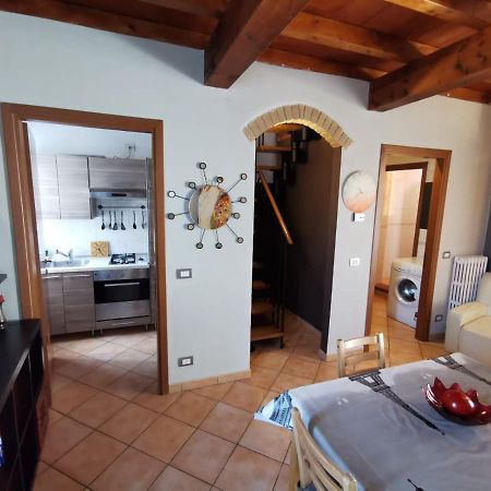 Apartment In The City Center With Self Check-In Parma Buitenkant foto