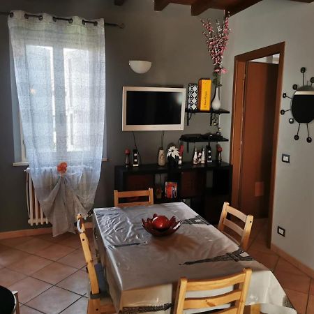 Apartment In The City Center With Self Check-In Parma Buitenkant foto